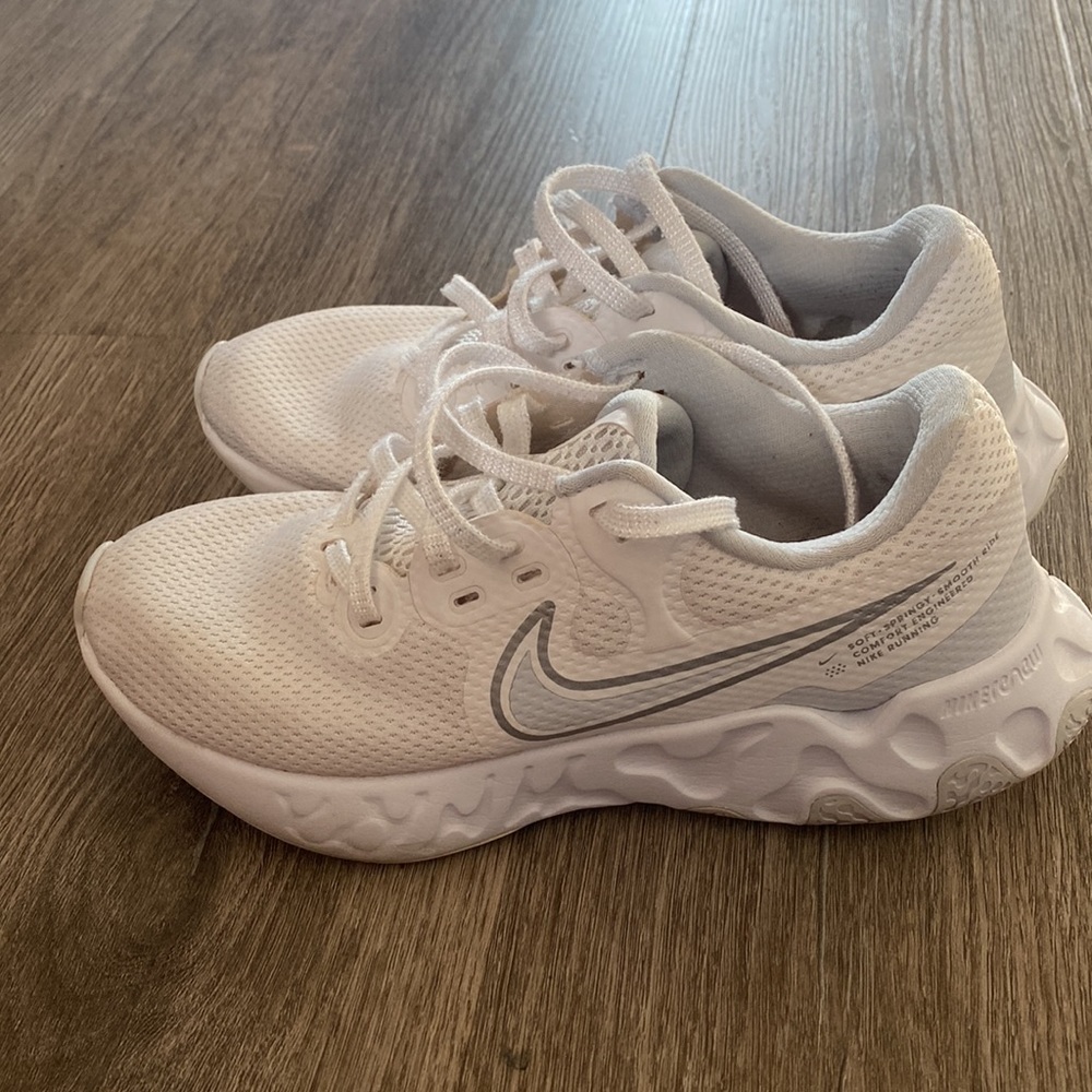 π Nike Renew Womens Running Shoes π - Picture 3 of 10